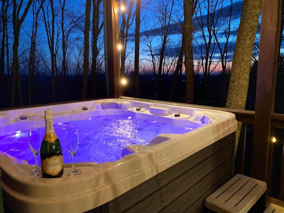 Mtn Cabin Sleeps 10 - 5 Mins To Fishing & Camping Ellijay Esterno foto