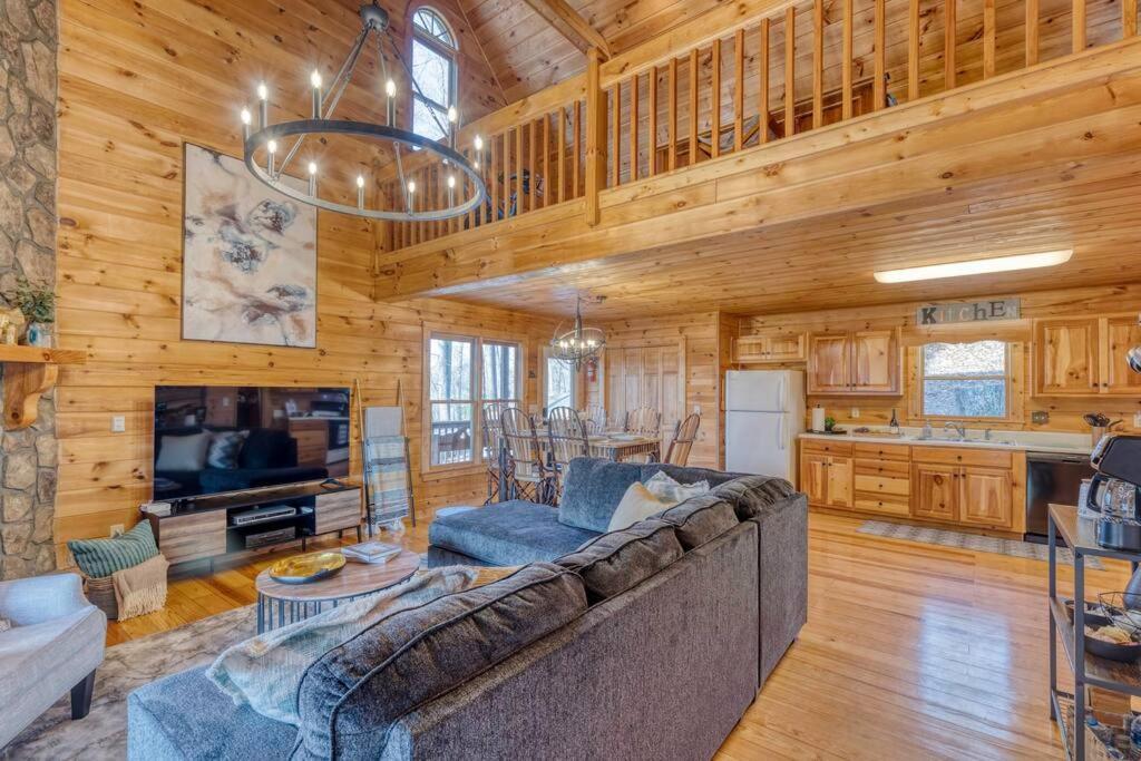 Mtn Cabin Sleeps 10 - 5 Mins To Fishing & Camping Ellijay Esterno foto