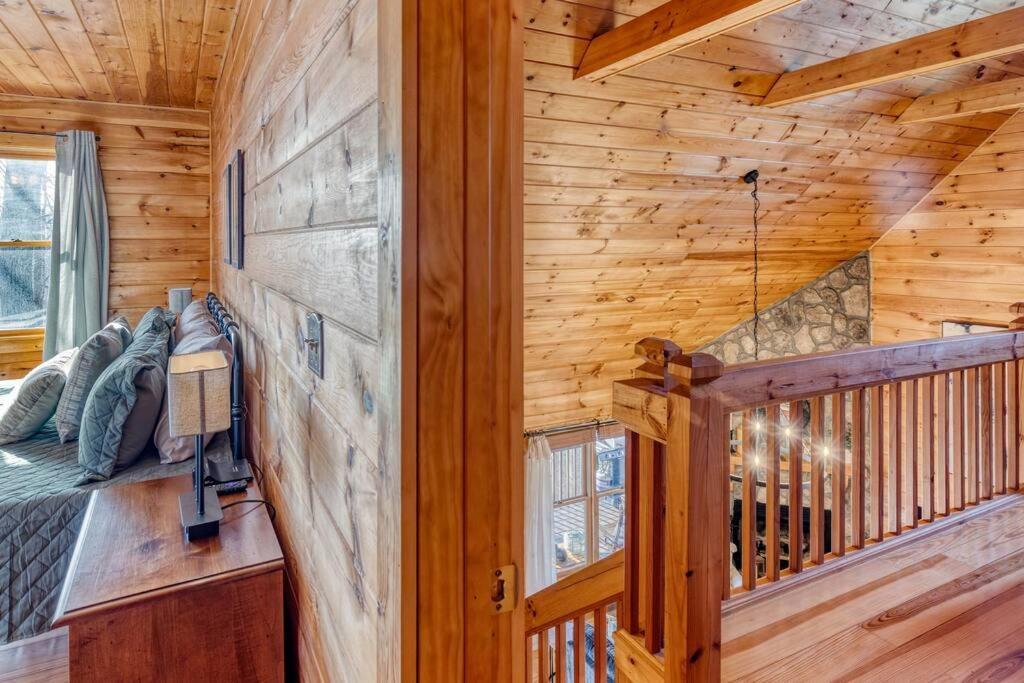 Mtn Cabin Sleeps 10 - 5 Mins To Fishing & Camping Ellijay Esterno foto