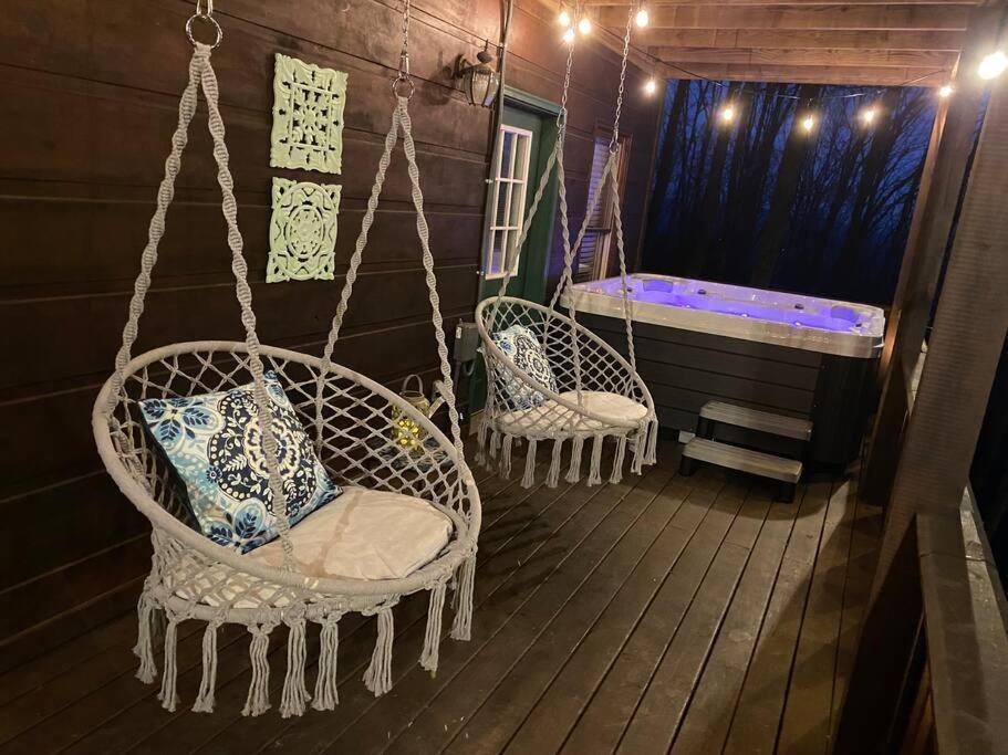 Mtn Cabin Sleeps 10 - 5 Mins To Fishing & Camping Ellijay Esterno foto