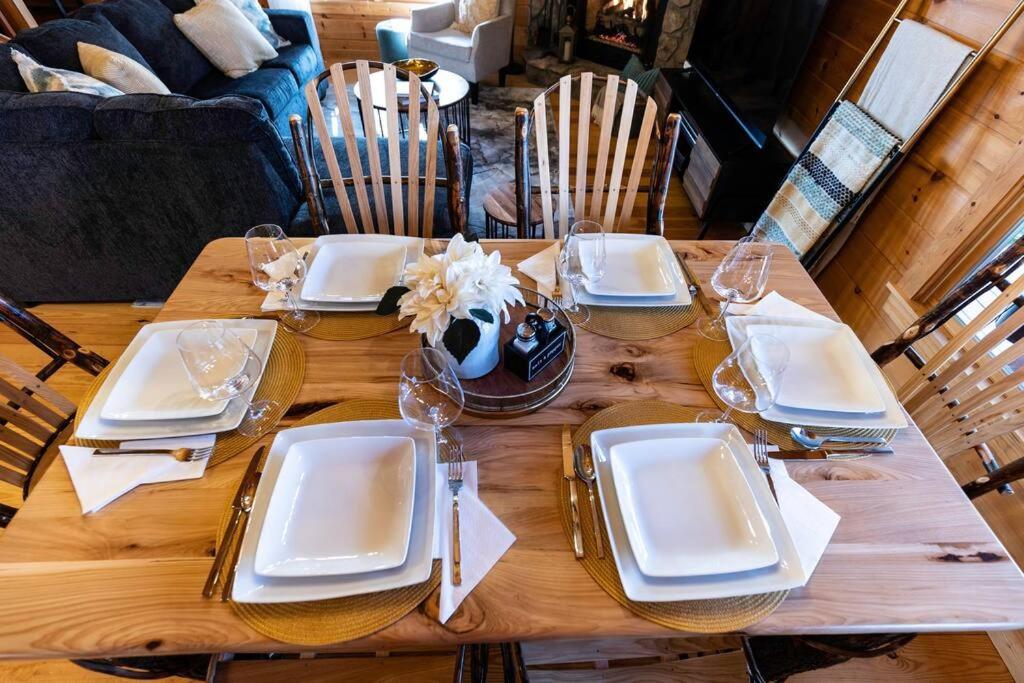 Mtn Cabin Sleeps 10 - 5 Mins To Fishing & Camping Ellijay Esterno foto